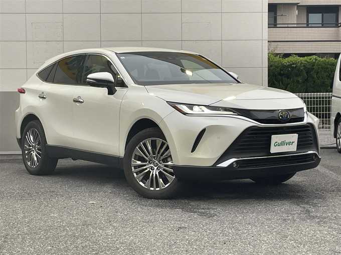 新着情報“ハリアーハイブリッドZ”2021年式ホワイトパールクリスタルシャイン入荷しました！