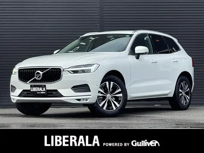 新着情報“ＸＣ６０D4 AWD モーメンタム”2020年式アイスホワイト入荷しました！