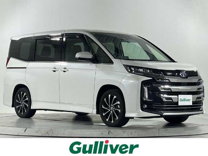 新着情報“ノアハイブリッドS－Z”2023年式ホワイトパールクリスタルシャイン入荷しました！