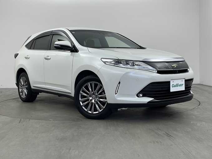 新着情報“ハリアープログレス メタル アンド レザーパッケージ”2020年式ホワイトパールクリスタルシャイン入荷しました！