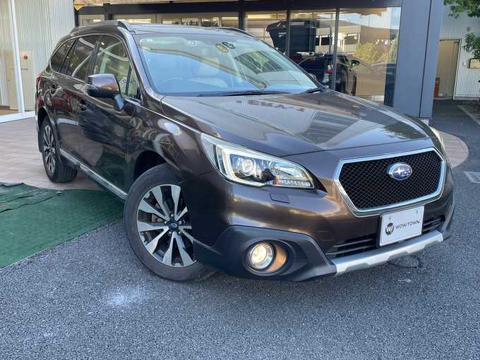 新着情報“レガシィアウトバックリミテッド”2017年式オークブラウンパール入荷しました！