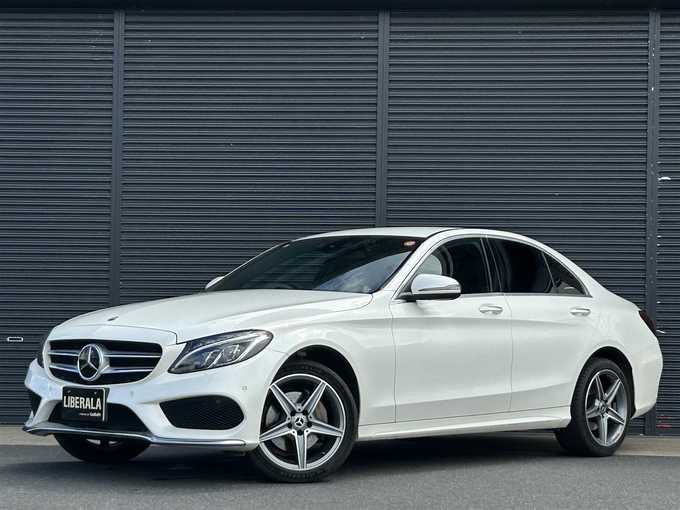 新着情報“ＣクラスC220d ローレウスエディション”2017年式ダイヤモンドホワイト入荷しました！
