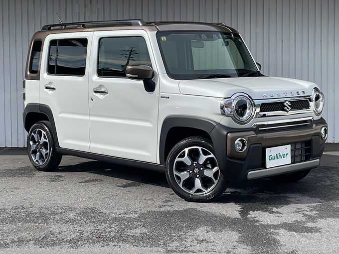 新着情報“ハスラーJスタイルⅡ”2023年式ピュアホワイトパール/ウッディブラウン2トーンルーフ入荷しました！