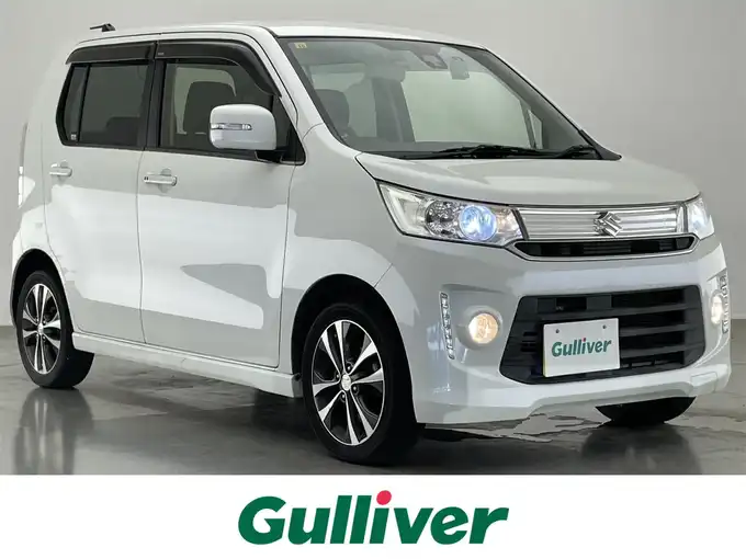 新着情報“ワゴンＲスティングレーT”2014年式クリスタルホワイトP入荷しました！