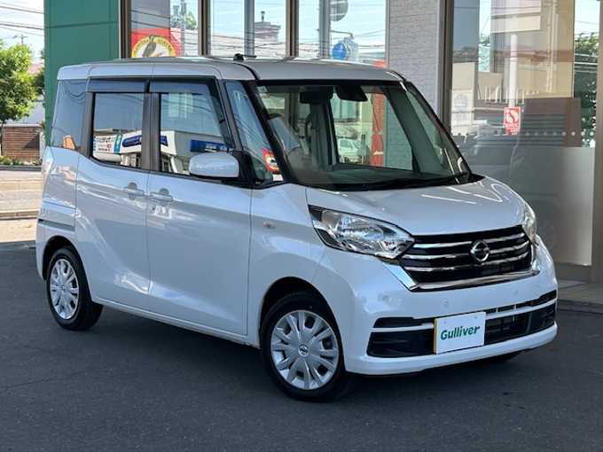 新着情報“デイズルークスX”2019年式ホワイトパール入荷しました！