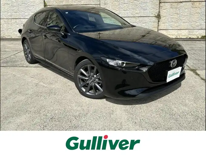 新着情報“ＭＡＺＤＡ３ファストバック15Sツーリング”2024年式ジェットブラックマイカ入荷しました！