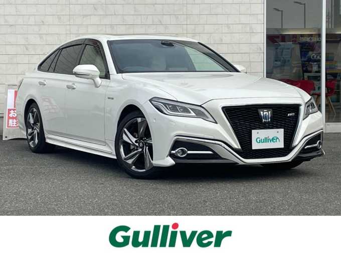 新着情報“クラウンハイブリッドRS”2018年式白入荷しました！