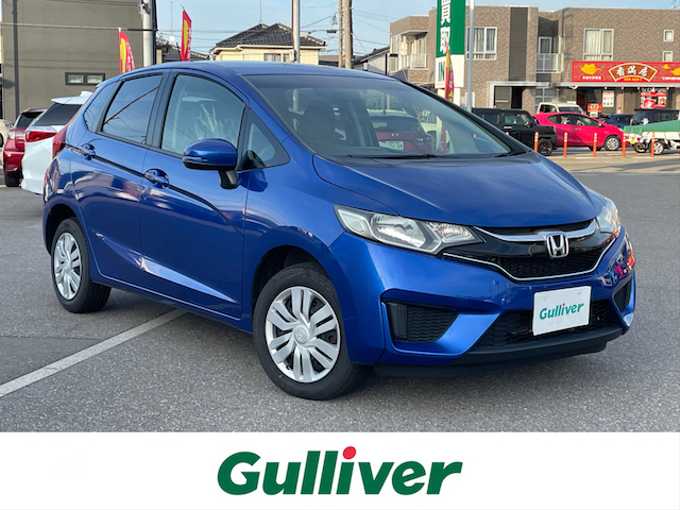 新着情報“フィット13G・特別仕様車Fパッケージ コンフォートエディション”2016年式青入荷しました！