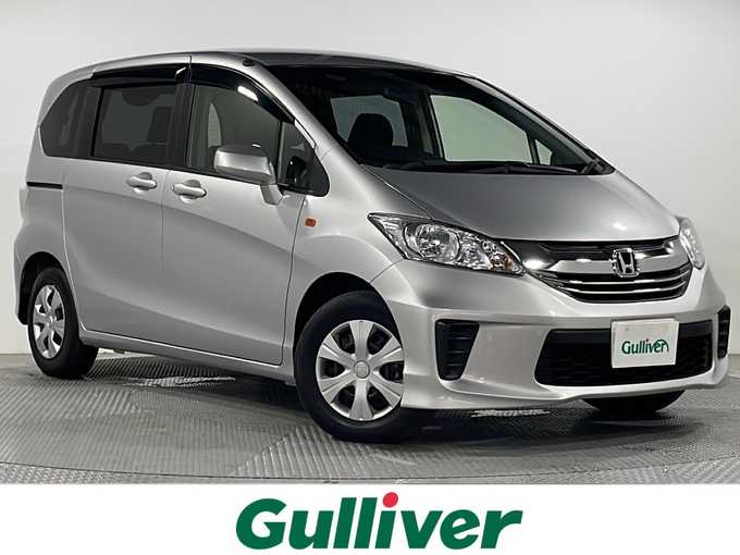 新着情報“フリードG”2016年式アラバスターシルバーメタリック入荷しました！