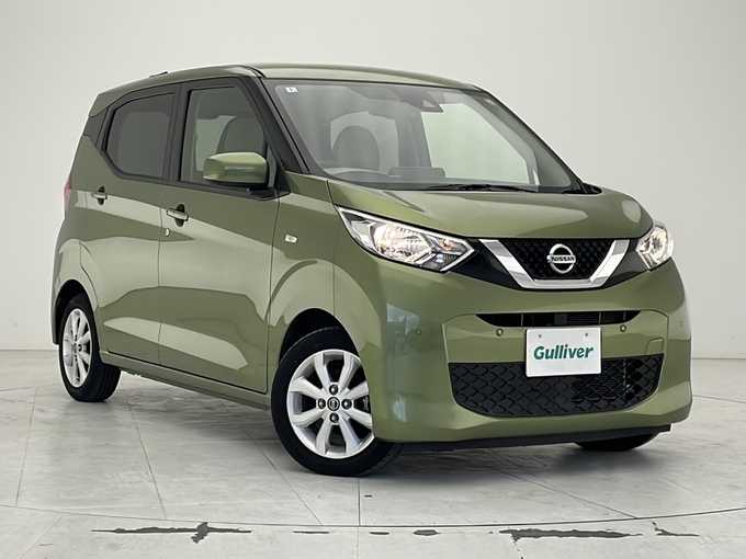 新着情報“デイズX”2020年式プレミアムオリーブメタリック入荷しました！