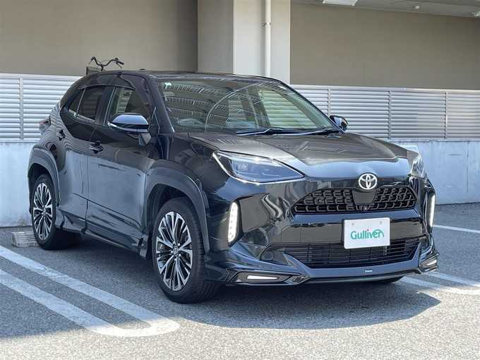 新着情報“ヤリスクロスZ”2020年式ブラックマイカ入荷しました！