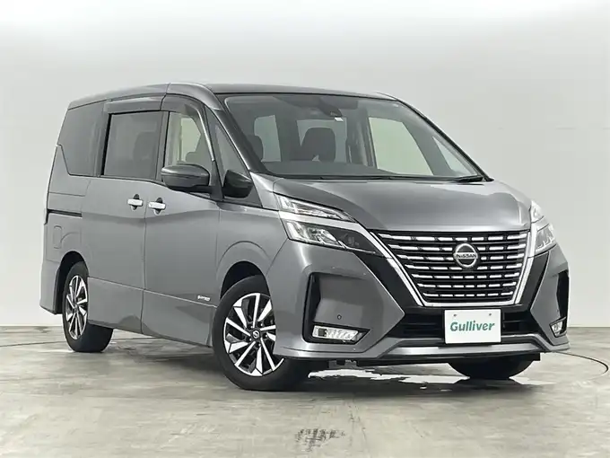新着情報“セレナハイウェイスター”2020年式ダークメタルグレー入荷しました！
