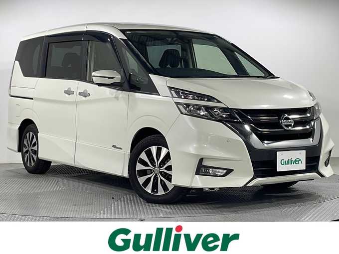 新着情報“セレナハイウェイスター”2016年式ブリリアントホワイトパール入荷しました！