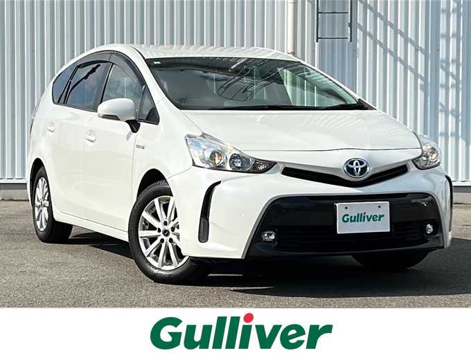 新着情報“プリウスαS”2015年式ホワイトパールクリスタルシャイン入荷しました！