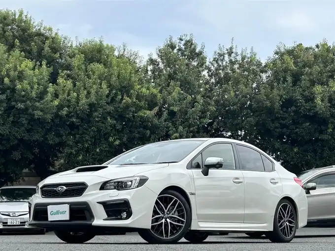 新着情報“ＷＲＸ Ｓ４2．0GTアイサイト”2017年式クリスタルホワイトP入荷しました！