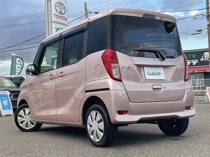 車両画像03