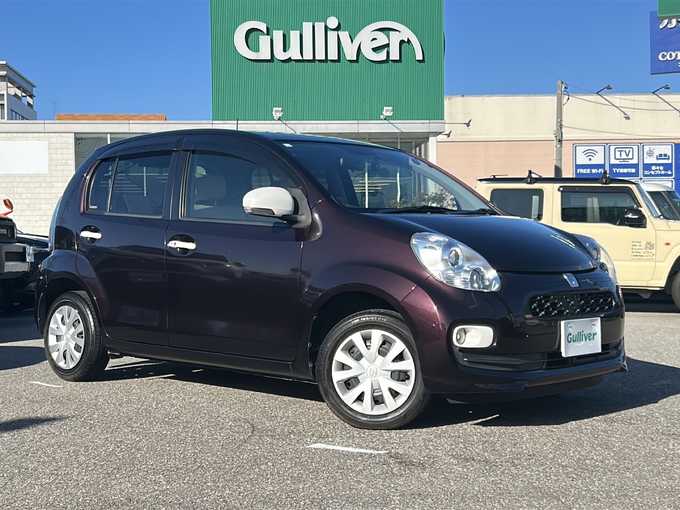 新着情報“パッソプラスハナ Cパッケージ”2014年式ダークレッドマイカ入荷しました！