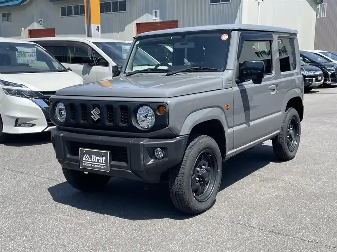 新着情報“ジムニーXL”2021年式ミディアムグレー入荷しました！