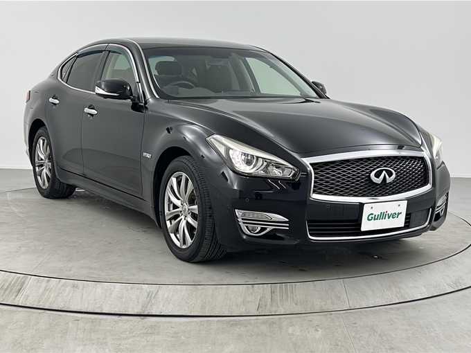 新着情報“フーガハイブリッドVIP”2015年式ガーネットブラック入荷しました！