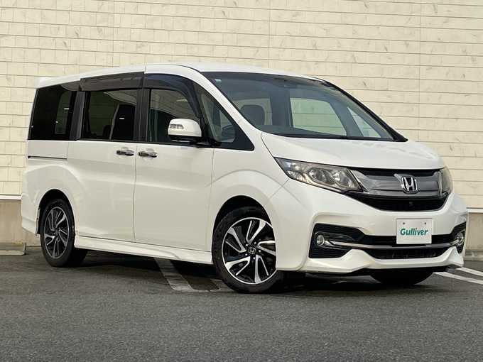 新着情報“ステップワゴンスパーダスパーダ・クールスピリット”2015年式ホワイトオーキッドパール入荷しました！