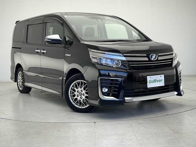 新着情報“ヴォクシーハイブリッドZS 煌Ⅱ”2017年式ブラック入荷しました！