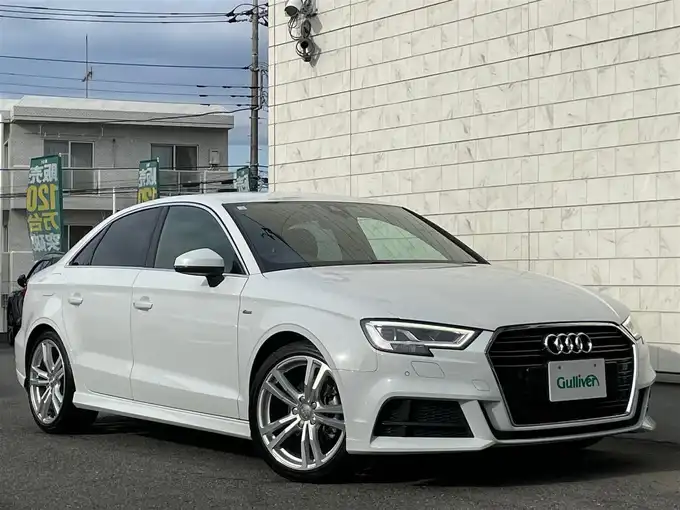 新着情報“Ａ３セダン 1．4 TFSI スポーツ”2018年式グレイシアホワイトメタリック入荷しました！