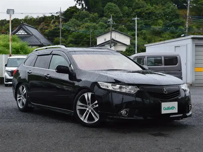 新着情報“アコードツアラータイプS”2011年式クリスタルブラックパール入荷しました！