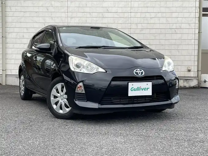 新着情報“アクアS”2012年式ブラックマイカ入荷しました！