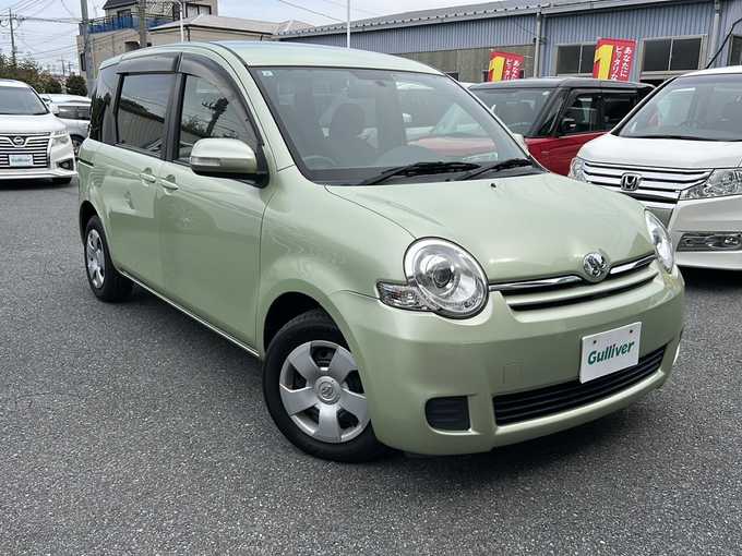 新着情報“シエンタX Lパッケージ”2015年式ライトグリーンメタリック入荷しました！