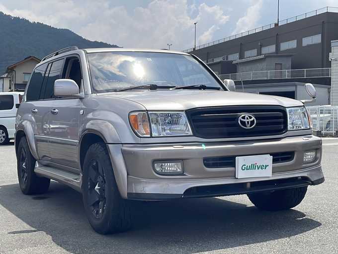新着情報“ランドクルーザー１００VXリミテッド Gセレクション”1998年式ウォームシルバーM入荷しました！