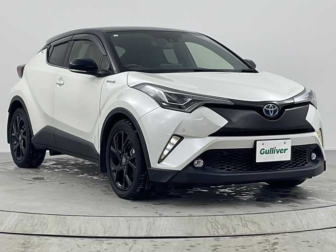 新着情報“Ｃ－ＨＲG モード ネロ”2019年式ブラック/ホワイトパールクリスタルシャイン 2トーン入荷しました！