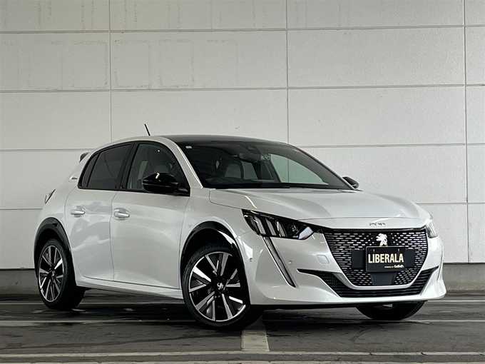 新着情報“２０８GTライン”2021年式パール入荷しました！