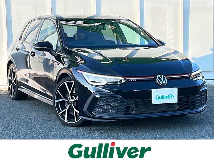 新着情報“ゴルフＧＴＩベースグレード”2022年式黒入荷しました！