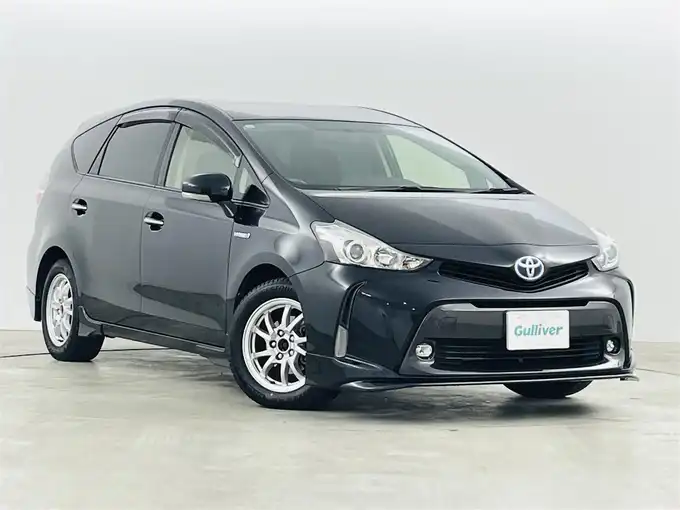 新着情報“プリウスαS チューン ブラックⅡ”2017年式アティチュードブラックマイカ入荷しました！