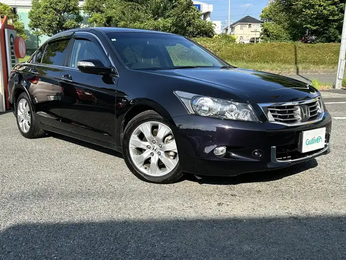 新着情報“インスパイア35iL”2009年式プレミアムブラキッシュパール入荷しました！