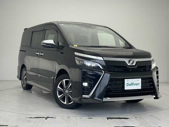 新着情報“ヴォクシーZS 煌Ⅱ”2019年式イナズマスパーキングブラックガラスフレーク入荷しました！