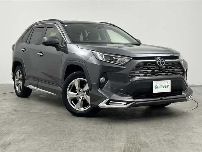 新着情報“ＲＡＶ４ハイブリッドG”2021年式グレーメタリック入荷しました！