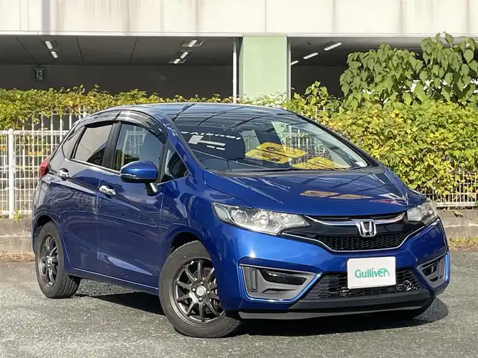 新着情報“フィット13G・Lパッケージ”2017年式ブリリアントスポーティブルーメタリック2トーン入荷しました！