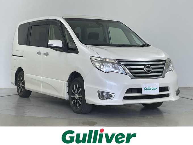 新着情報“セレナハイウェイスター Vセレクション+セーフティ アドバンスドセーフティパッケージ”2015年式ブリリアントホワイトパール入荷しました！