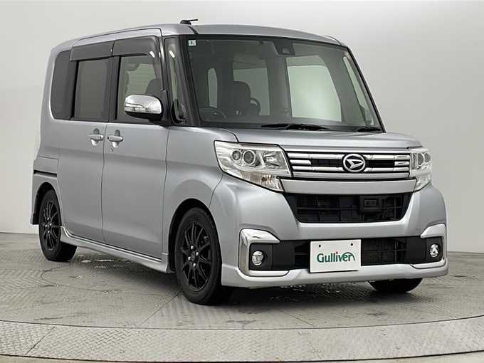 新着情報“タントカスタムRS SAⅡ”2016年式ブライトシルバーメタリック入荷しました！