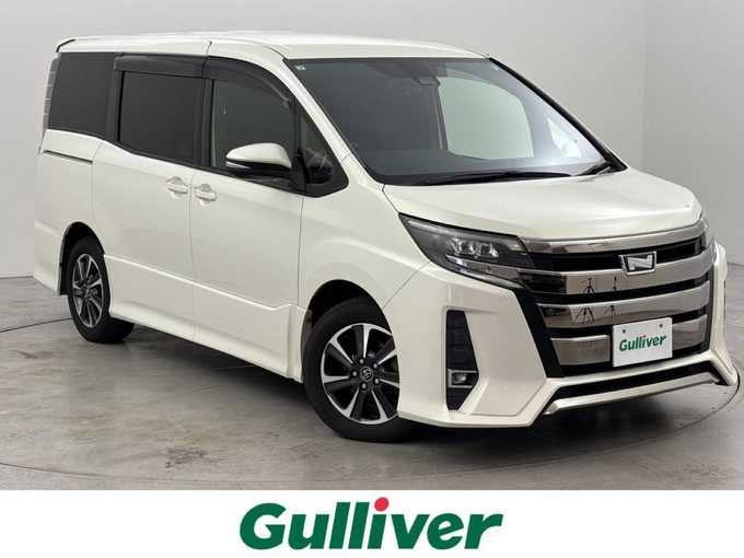 新着情報“ノアSi”2017年式ラグジュアリーホワイトパールクリスタルシャインガラスフレーク入荷しました！