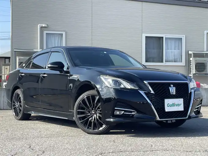 新着情報“クラウンハイブリッドアスリートS Four”2016年式ブラック入荷しました！