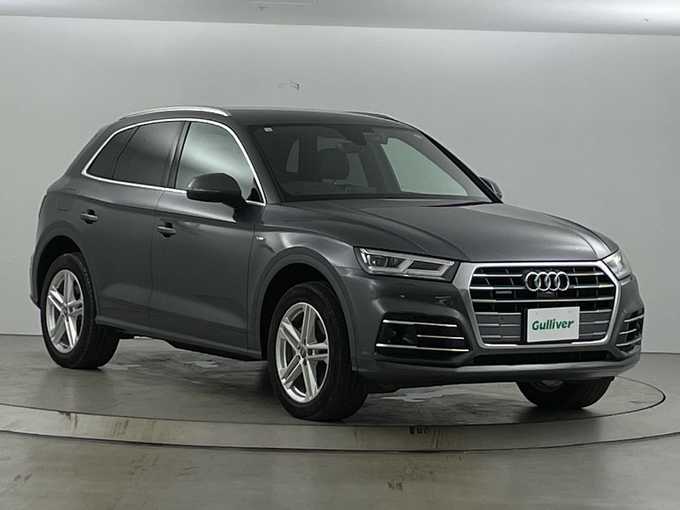 新着情報“Ｑ５TDI 1stエディション ブラックスタイリング”2020年式デイトナグレーパールエフェクト入荷しました！