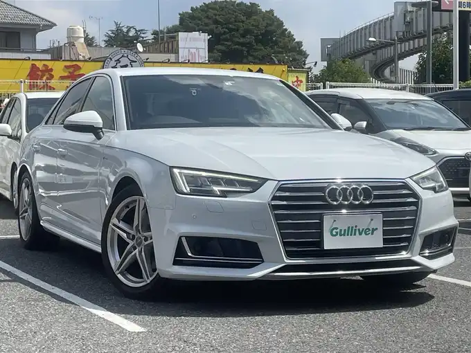 新着情報“Ａ４2．0TFSIスポーツ Sラインパッケージ”2016年式パール入荷しました！