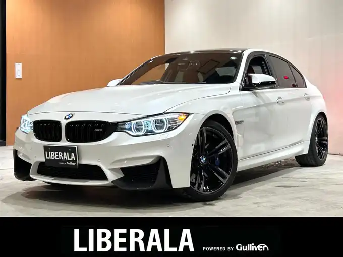 新着情報“Ｍ３M3セダン”2015年式パール入荷しました！