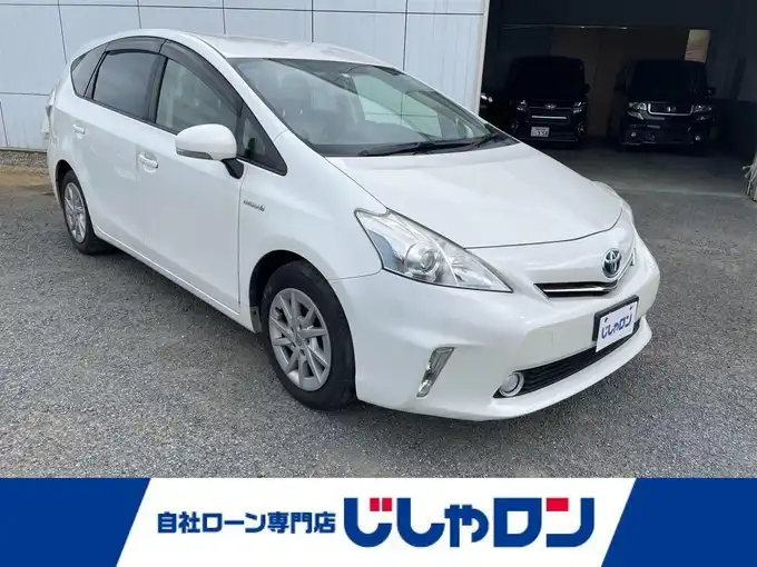 新着情報“プリウスαS”2012年式ホワイトパールクリスタルシャイン入荷しました！