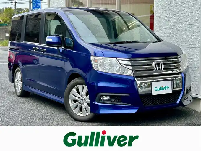 新着情報“ステップワゴンスパーダZ”2010年式コバルトブルーパール入荷しました！