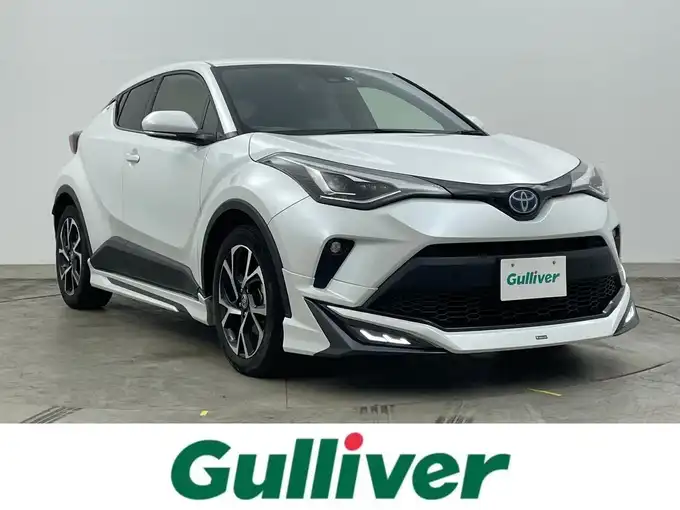 新着情報“Ｃ－ＨＲG”2022年式プラチナホワイトパールマイカ入荷しました！