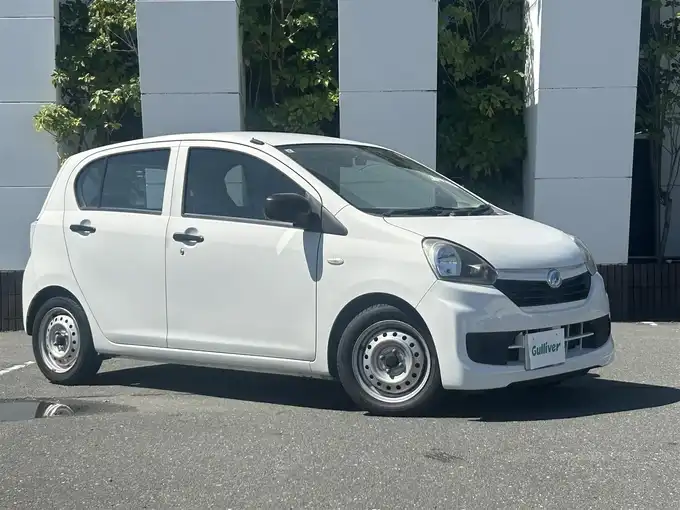 新着情報“ミライースD”2015年式ホワイト入荷しました！