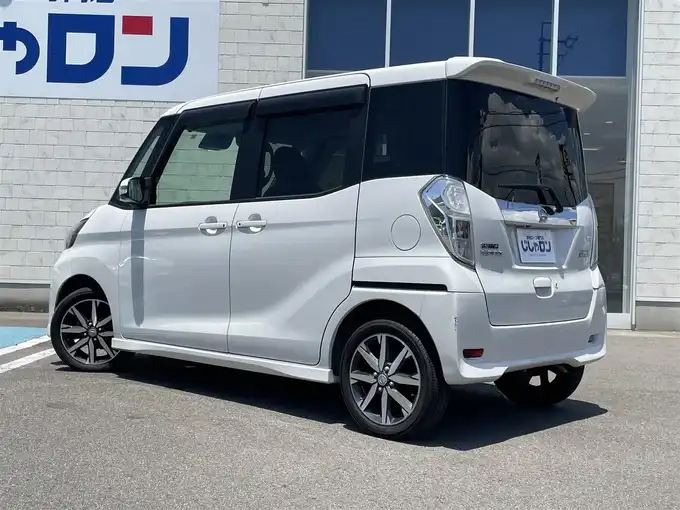 車両画像03